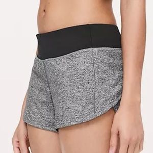 NWOT: $68 LULULEMON Speed Up Mid-Rise Short, Long 4", Heather Lux Multi/Black, 4